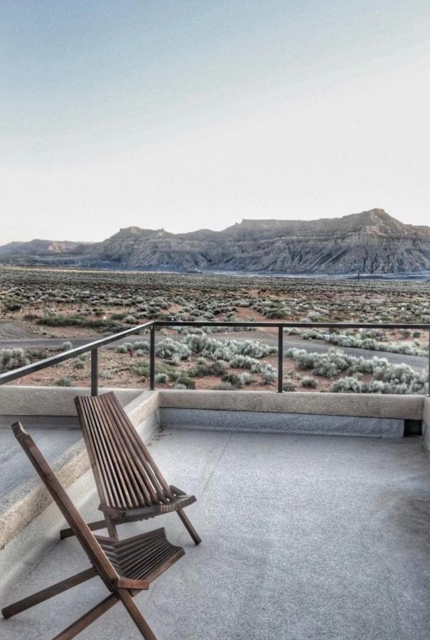 Canyon Oasis Suite With Grand Mesa View Big Water Bagian luar foto